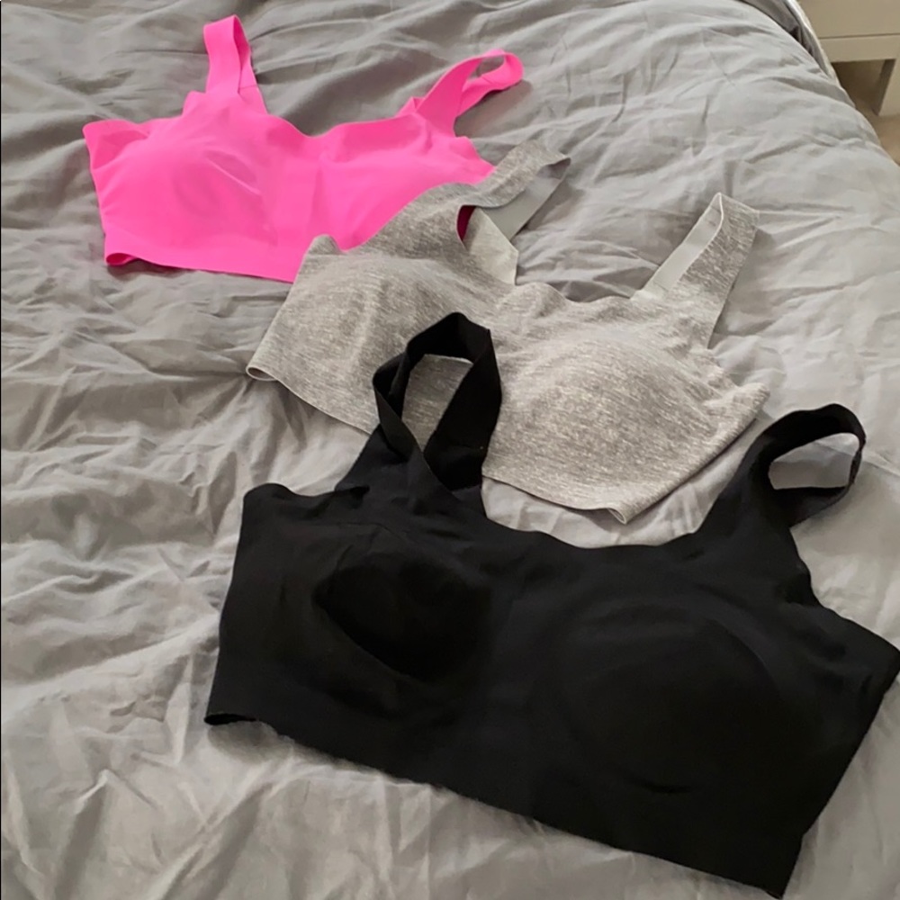 Sports bra bundle
